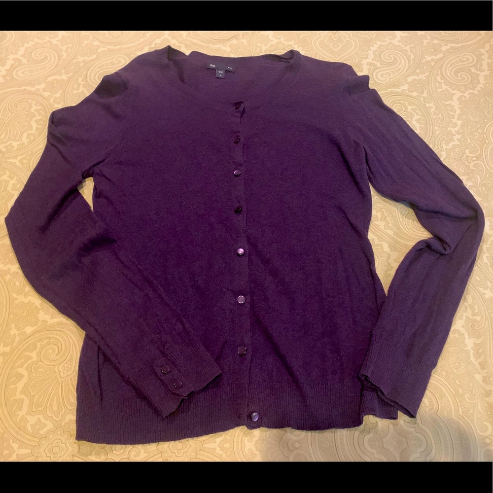 Gap purple cardigan - size M